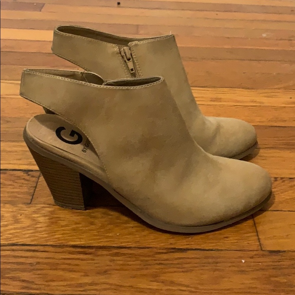 G by Guess Garybel slingback shootie.